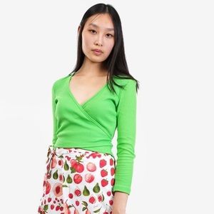 Lisa Says Gah! Green Wrap Top